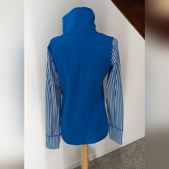 Lululemon Blue Daily Yoga Jacket Size 6 New - Picture 6 of 7